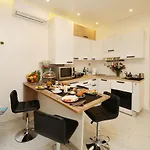 Apartman La Maisonnette Tritone Trevi
