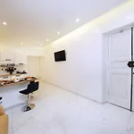 Apartman La Maisonnette Tritone Trevi Róma