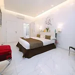 La Maisonnette Tritone Trevi Apartman Róma
