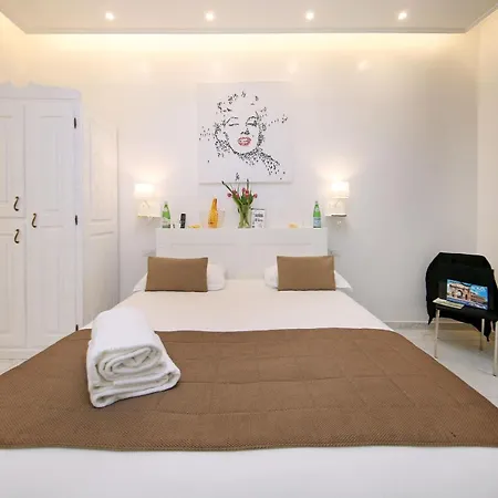 La Maisonnette Tritone Trevi Appartement *
